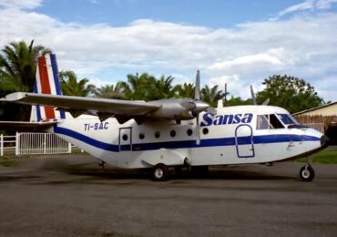 quepos-airport2